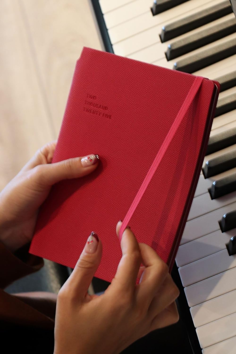 2025 Haftalık Ajanda A5 (14x21cm) Esnek Kapak Ivory 80gr.