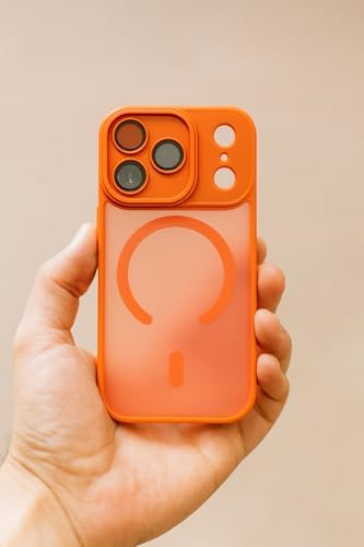 - 17 Pro ile uyumlu İphone Arkası Mat Kamera Korumalı MagSafe Destekli Kılıf